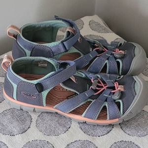 Keen Youth Seacamp II CNX Sandals Size 5